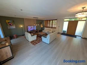 Maison entière, 5 couchages, avec grand espace salon cuisine de 80m2 à quelques minutes des plages de la Dordogne - Image 2