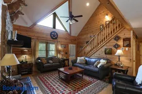 3-Story Private Cabin with Hot Tub and Fire Pit - Image 3