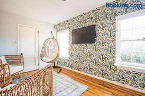 4BR/3BA Luxurious Decatur Home w/ Patio & Backyard - Image 2