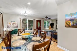 Chimney Rock Chalet Near Lake Lure! - Image 3