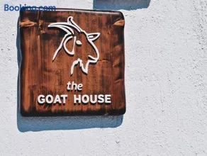 The Goat House by Tinosstay - Image 3