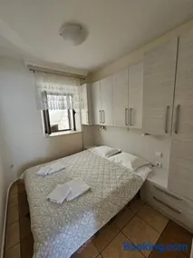 Lanterna Apartments - Image 4