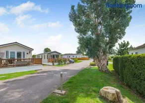 Cawood Country Park - Image 5