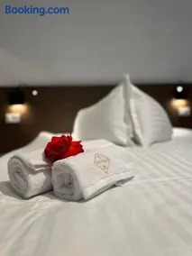 Hotel Angelo Boutique - Image 1
