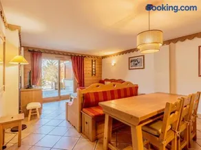 Luxueux Apt 8pers avec piscine & spa, pied de pistes, St Martin de Belleville - Image 1
