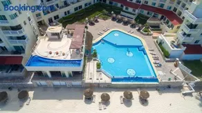 Cancun plaza frente al mar - Image 3