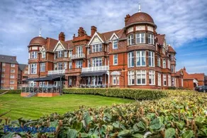 The Grand Hotel - Image 4
