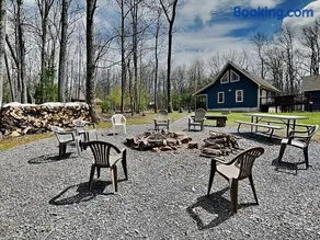 Black Bear Retreat - Image 1