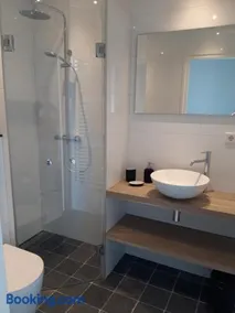 Vakantiewoning 100m van het strand met 1 Slaapkamer - Image 1
