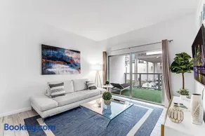Lovely Unit Mins from Wynwood with Free Parking - Image 1
