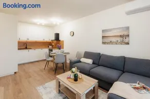 BNB Bory Retreat with Balcony and Parking space - Image 3