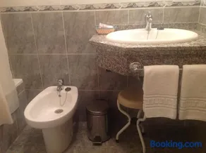 Hostal San Froilan - Image 4