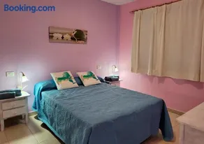Apartamento funcional en residencial con piscina en inmejorable ubicación en centro de la isla - Image 3