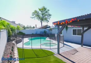 VacationHome with Spa Pool & Relaxing Gardenyard - Image 4