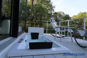 Loo Mare - Floating Tiny House All inclusive - Image 5
