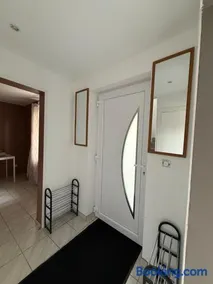 Maison avec terrasse et balcon - 2 chambres - proche Clermont-Ferrand - Image 2