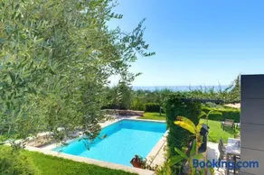 LUXURY VILLA ORIZZONTI - Regarda Travel - Image 3