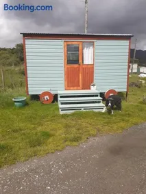 Croft of Clune Shepherds Hut - Image 1