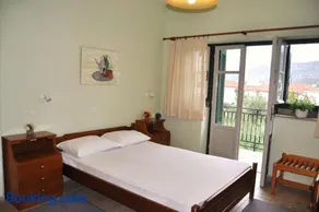 Stoupa Apartments Ilias - Image 1