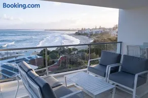 Kings Edge Holiday Apartments - Image 1