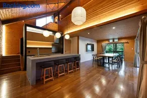 asagiri retreat 2023年フルリノベーション 木の美しいデザイン - Image 1