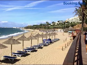 MI CAPRICHO BEACHFRONT 2BA - Apartment with terrace and private garden by the sea - Image 4