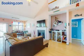 Swann Cove 36954 Trout Terrace South - Image 2