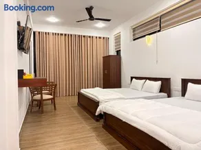 32AW hotel - Image 2