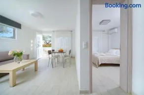 Ilias Apartments - Image 2