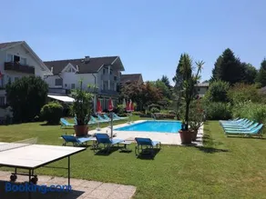 Superior-Apartment mit Pool und Seezugang - Image 2