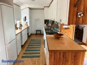 Holiday home within walking distance to beaches - Image 2