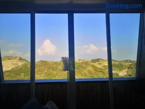 La Cabane des Dunes à Fort-Mahon Plage - Image 2