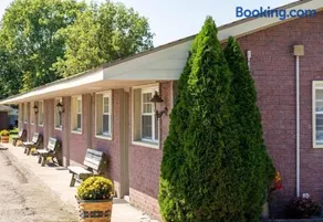 Covered Bridge Motel - Image 3