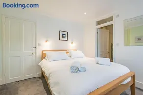 Middle Cottage by Keepers Cottages - Image 5