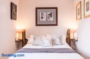 Hall View Guest Suite - Image 4
