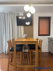 Cozy Corner Apartments - Image 4