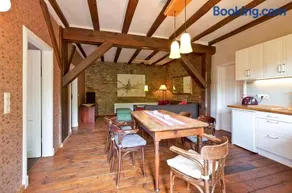 Ferienwohnung Lilie mit Balkon in einer geschmackvoll sanierten Backsteinmühle - Image 4