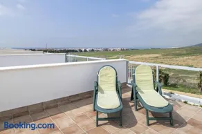 Moderno Apartamento Atlanterra - Image 4