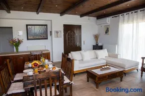 Mylos House with sea view - Image 5