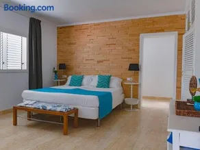 Luxury White Castle Ibiza - Image 2