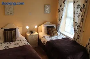No 1 Leitrim Road - Image 2