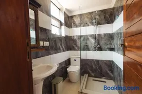 ISUITE Apartments - Image 2