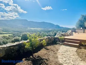 Maison de campagne, deux chambres, vue sur les montagnes - Image 2