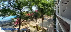 Hosteria El Jardin de Playas - Image 3