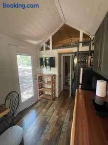 Shangrila Tiny Home near Dove Ridge Winery - Image 2