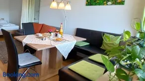 RUTH Haus KMB Seeblickappartement am Ossiacher See, Hallenbad, Skiarena Gerlitzen - Image 3