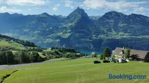 Traumhafte Sonnenresidenz mit Berg- und Seeblick - Image 2