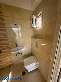 Holly George Villa - Image 3