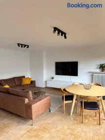 Cosy apartment in Ghent - Image 2