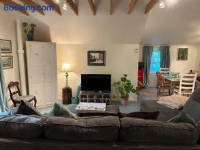 Kinderhaus Loft in Chatham, NY - Image 2